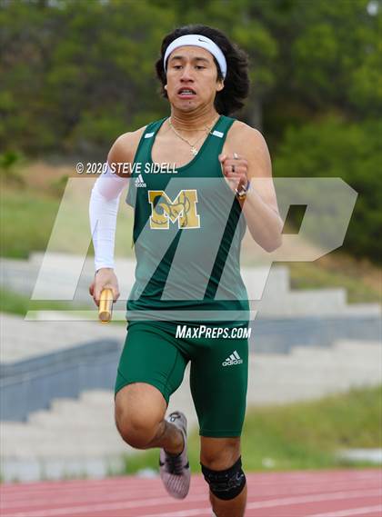 Thumbnail 2 in 5th Annual Meb Keflezighi Invitational photogallery.