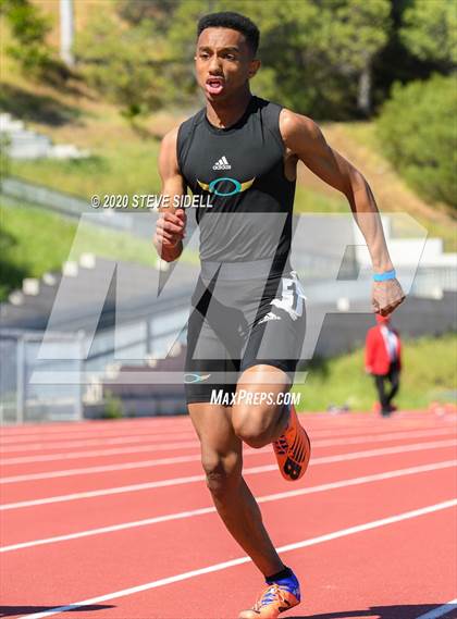 Thumbnail 1 in 5th Annual Meb Keflezighi Invitational photogallery.
