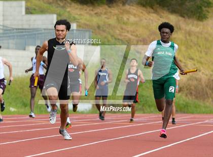 Thumbnail 3 in 5th Annual Meb Keflezighi Invitational photogallery.