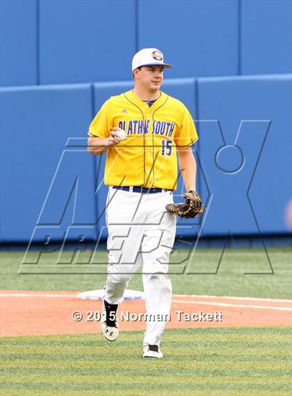 Thumbnail 2 in Lawrence Free State vs. South (KSHSAA 6A Quarterfinal) photogallery.