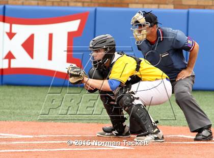 Thumbnail 3 in Lawrence Free State vs. South (KSHSAA 6A Quarterfinal) photogallery.