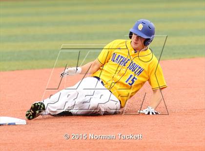 Thumbnail 2 in Lawrence Free State vs. South (KSHSAA 6A Quarterfinal) photogallery.