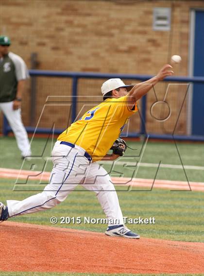 Thumbnail 3 in Lawrence Free State vs. South (KSHSAA 6A Quarterfinal) photogallery.