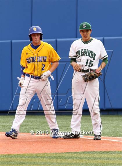 Thumbnail 1 in Lawrence Free State vs. South (KSHSAA 6A Quarterfinal) photogallery.
