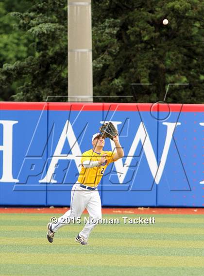 Thumbnail 2 in Lawrence Free State vs. South (KSHSAA 6A Quarterfinal) photogallery.
