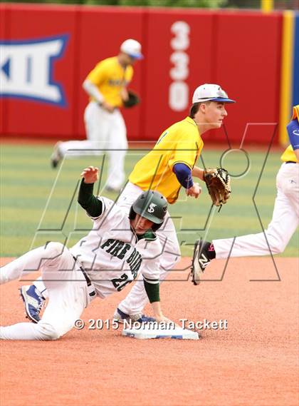 Thumbnail 3 in Lawrence Free State vs. South (KSHSAA 6A Quarterfinal) photogallery.