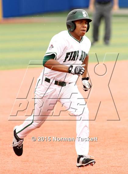 Thumbnail 3 in Lawrence Free State vs. South (KSHSAA 6A Quarterfinal) photogallery.