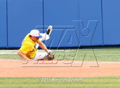 Thumbnail 3 in Lawrence Free State vs. South (KSHSAA 6A Quarterfinal) photogallery.