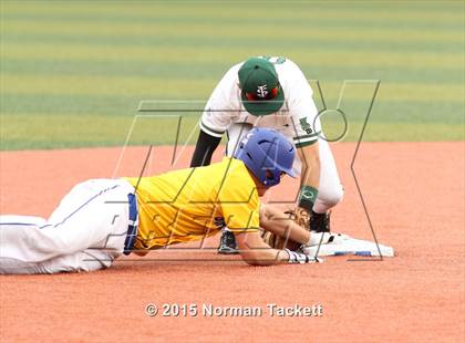 Thumbnail 2 in Lawrence Free State vs. South (KSHSAA 6A Quarterfinal) photogallery.