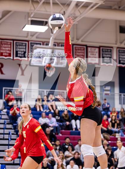 Thumbnail 3 in Torrey Pines vs. Cathedral Catholic (CIF SDS Open Division Championship) photogallery.