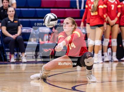 Thumbnail 3 in Torrey Pines vs. Cathedral Catholic (CIF SDS Open Division Championship) photogallery.