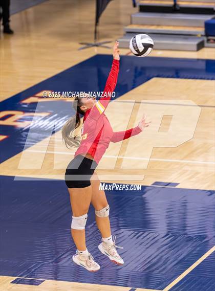 Thumbnail 1 in Torrey Pines vs. Cathedral Catholic (CIF SDS Open Division Championship) photogallery.