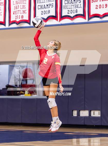 Thumbnail 3 in Torrey Pines vs. Cathedral Catholic (CIF SDS Open Division Championship) photogallery.