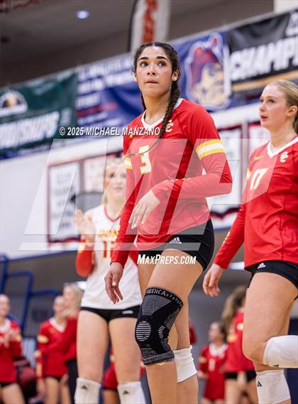 Thumbnail 3 in Torrey Pines vs. Cathedral Catholic (CIF SDS Open Division Championship) photogallery.