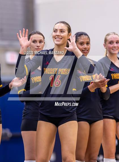 Thumbnail 3 in Torrey Pines vs. Cathedral Catholic (CIF SDS Open Division Championship) photogallery.