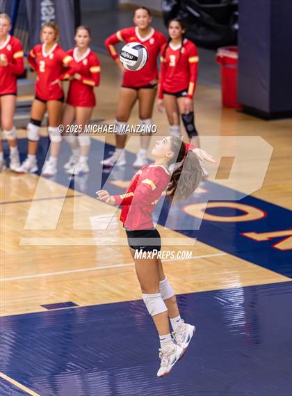 Thumbnail 3 in Torrey Pines vs. Cathedral Catholic (CIF SDS Open Division Championship) photogallery.