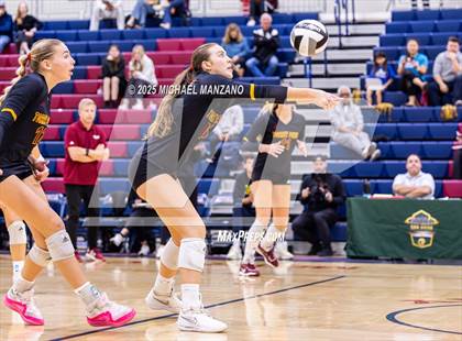 Thumbnail 2 in Torrey Pines vs. Cathedral Catholic (CIF SDS Open Division Championship) photogallery.