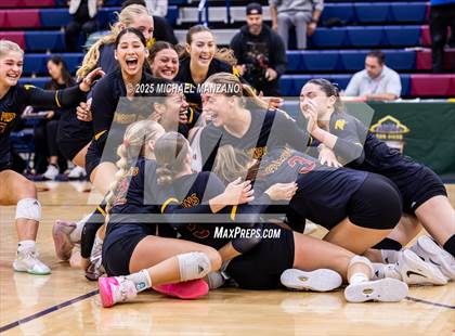 Thumbnail 3 in Torrey Pines vs. Cathedral Catholic (CIF SDS Open Division Championship) photogallery.
