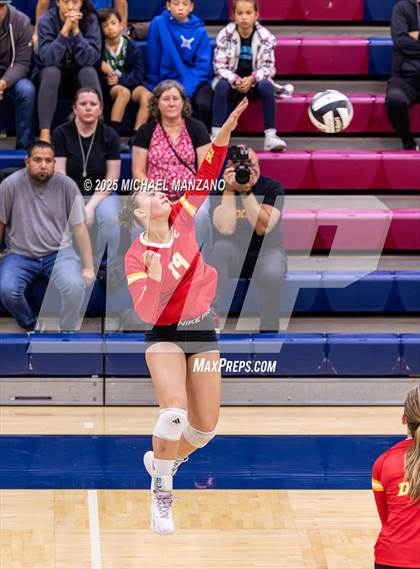 Thumbnail 3 in Torrey Pines vs. Cathedral Catholic (CIF SDS Open Division Championship) photogallery.