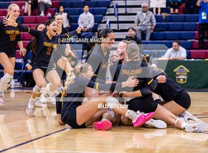 Thumbnail 1 in Torrey Pines vs. Cathedral Catholic (CIF SDS Open Division Championship) photogallery.
