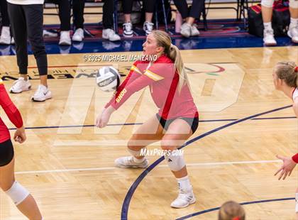 Thumbnail 2 in Torrey Pines vs. Cathedral Catholic (CIF SDS Open Division Championship) photogallery.