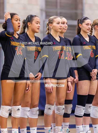 Thumbnail 2 in Torrey Pines vs. Cathedral Catholic (CIF SDS Open Division Championship) photogallery.