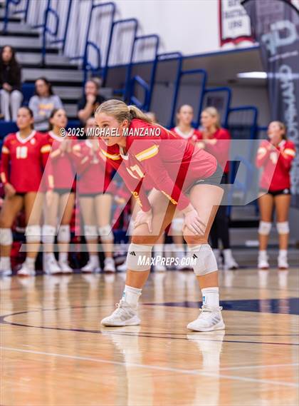 Thumbnail 3 in Torrey Pines vs. Cathedral Catholic (CIF SDS Open Division Championship) photogallery.