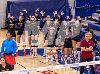 Thumbnail 3 in Torrey Pines vs. Cathedral Catholic (CIF SDS Open Division Championship) photogallery.