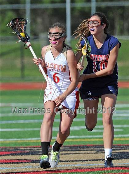 Thumbnail 2 in Smithtown West vs Sachem East (Section 11 Round1) photogallery.