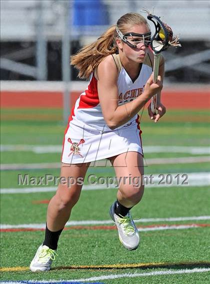 Thumbnail 1 in Smithtown West vs Sachem East (Section 11 Round1) photogallery.
