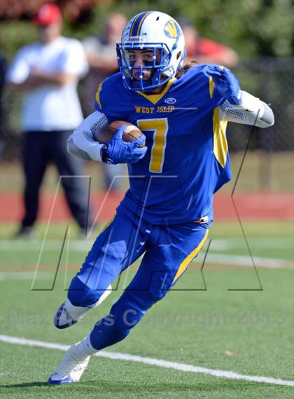 Thumbnail 3 in East Islip @ West Islip photogallery.