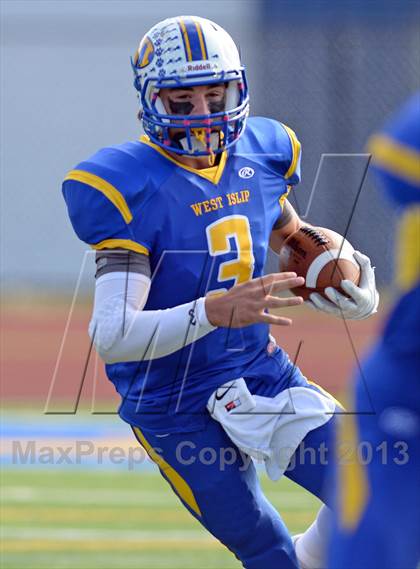 Thumbnail 1 in East Islip @ West Islip photogallery.