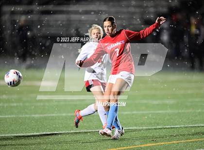 Thumbnail 3 in Canfield vs. Alliance (OHSAA D2 Regional Semifinal) photogallery.