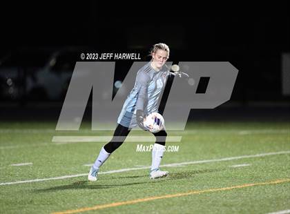 Thumbnail 1 in Canfield vs. Alliance (OHSAA D2 Regional Semifinal) photogallery.