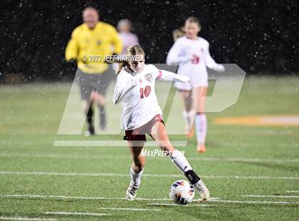 Thumbnail 3 in Canfield vs. Alliance (OHSAA D2 Regional Semifinal) photogallery.