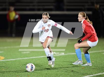 Thumbnail 2 in Canfield vs. Alliance (OHSAA D2 Regional Semifinal) photogallery.