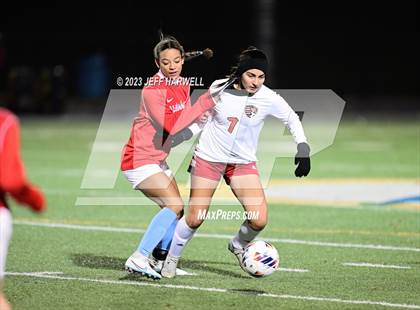 Thumbnail 3 in Canfield vs. Alliance (OHSAA D2 Regional Semifinal) photogallery.