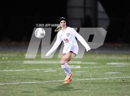 Thumbnail 3 in Canfield vs. Alliance (OHSAA D2 Regional Semifinal) photogallery.