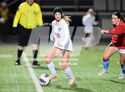 Thumbnail 3 in Canfield vs. Alliance (OHSAA D2 Regional Semifinal) photogallery.