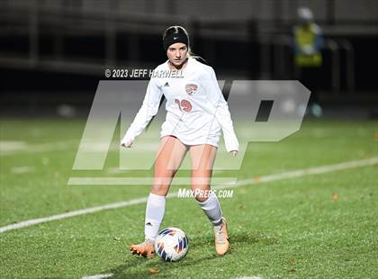 Thumbnail 2 in Canfield vs. Alliance (OHSAA D2 Regional Semifinal) photogallery.