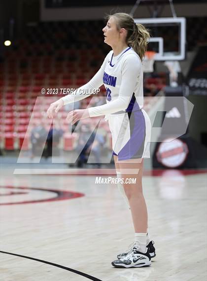 Thumbnail 1 in Carbon vs. Delta (UHSAA 3A Quarterfinal) photogallery.