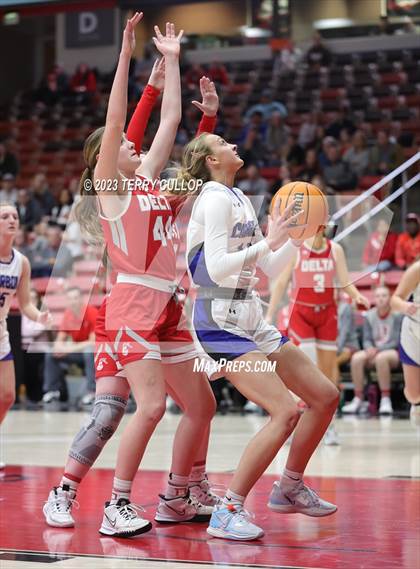 Thumbnail 3 in Carbon vs. Delta (UHSAA 3A Quarterfinal) photogallery.
