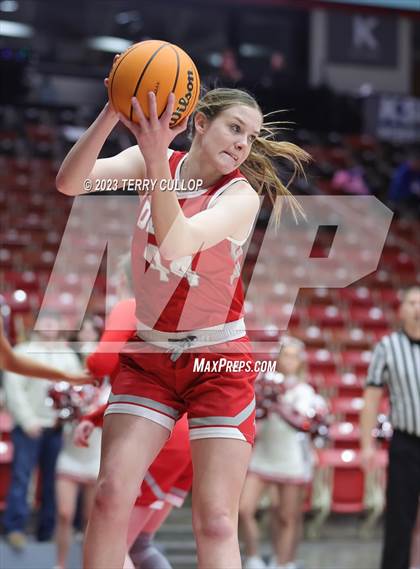 Thumbnail 2 in Carbon vs. Delta (UHSAA 3A Quarterfinal) photogallery.