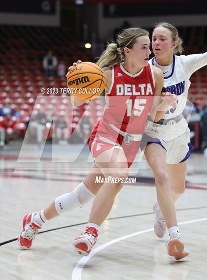 Thumbnail 1 in Carbon vs. Delta (UHSAA 3A Quarterfinal) photogallery.