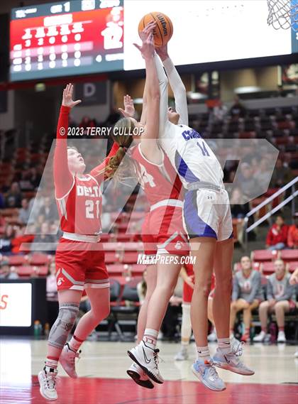 Thumbnail 2 in Carbon vs. Delta (UHSAA 3A Quarterfinal) photogallery.