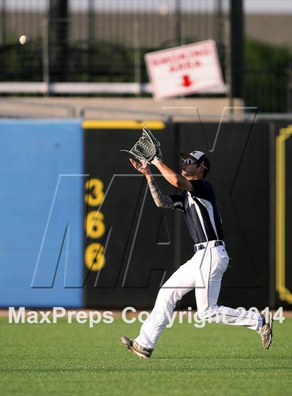 Thumbnail 3 in Flower Mound vs. Mansfield (UIL 5A Regional Quarterfinal Playoff) photogallery.
