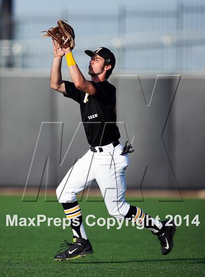 Thumbnail 2 in Flower Mound vs. Mansfield (UIL 5A Regional Quarterfinal Playoff) photogallery.