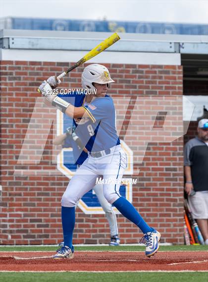 Thumbnail 1 in St. Charles Catholic vs. Leesville (LHSAA Oschner Regional Division-II Select) photogallery.