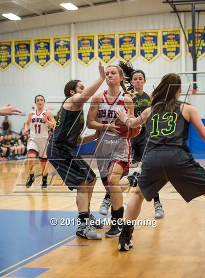 Thumbnail 1 in Wonderview vs Sacred Heart (AAA 1A District Playoff) photogallery.
