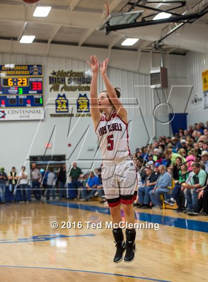 Thumbnail 2 in Wonderview vs Sacred Heart (AAA 1A District Playoff) photogallery.